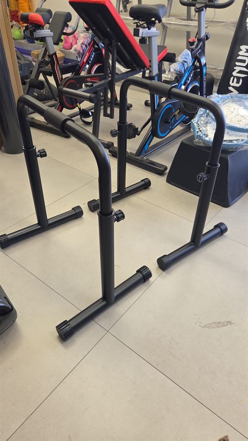 מקבילים מתכווננים לאימון ביתי ומקצועי (Dip Bars)